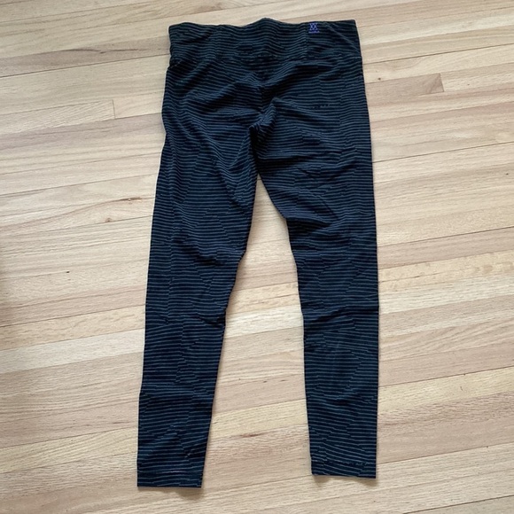 Talula By Aritzia striped leggings Sz. M - Picture 5 of 5